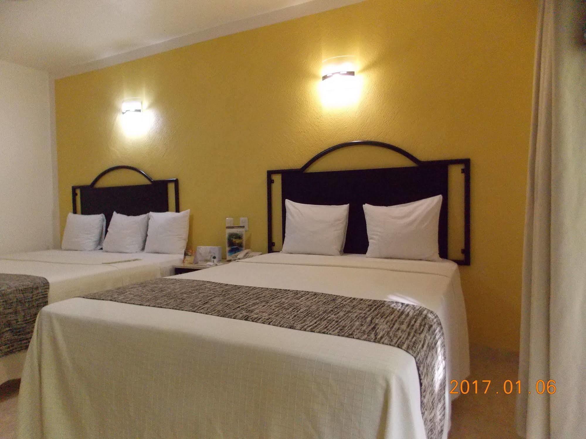Hotel Chablis Palenque Exterior photo